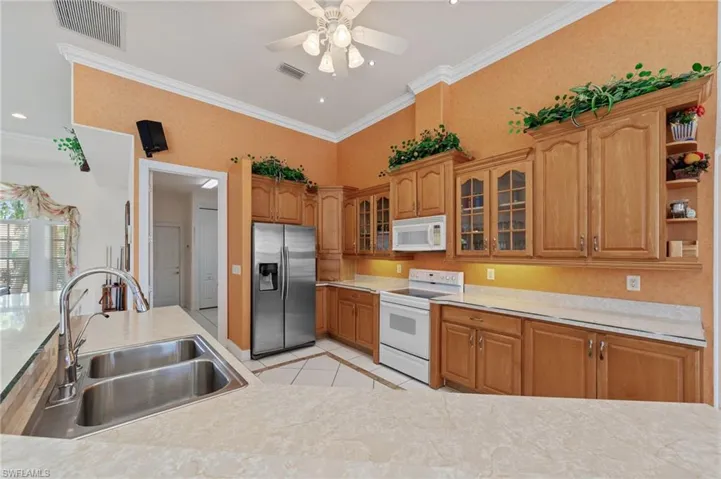 2008 Palaco Grande Pkwy, Cape Coral, Florida 33904