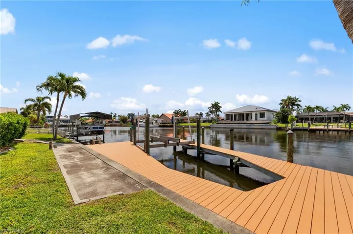 2008 Palaco Grande Pkwy, Cape Coral, Florida 33904
