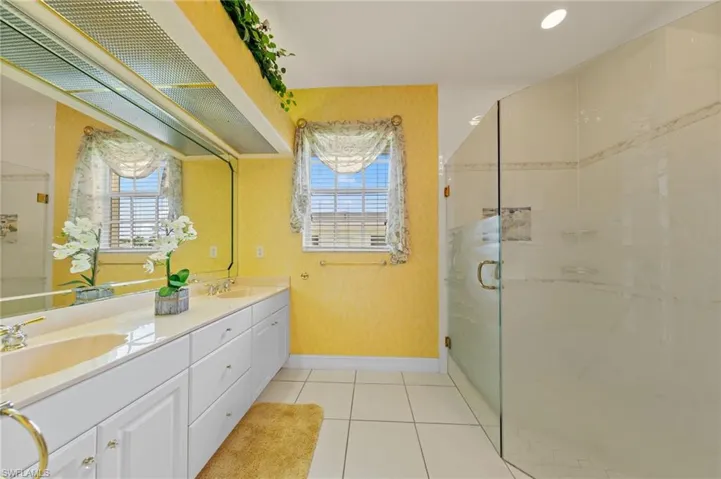 2008 Palaco Grande Pkwy, Cape Coral, Florida 33904