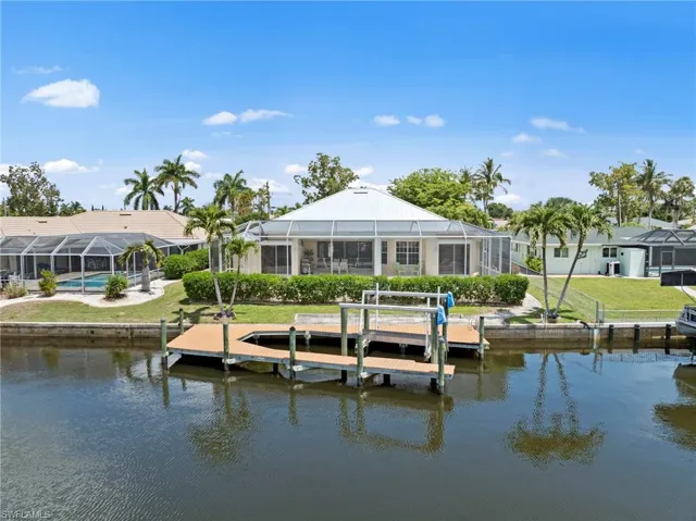 2008 Palaco Grande Pkwy, Cape Coral, Florida 33904