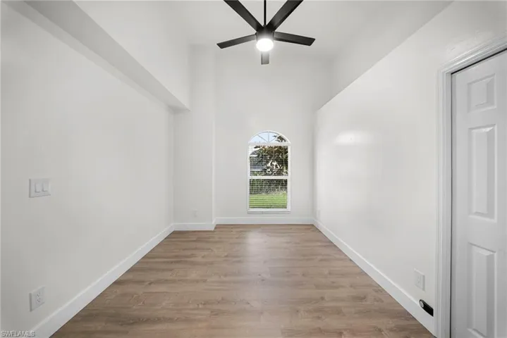 7021 Lone Oak Blvd, Naples, Florida 34109