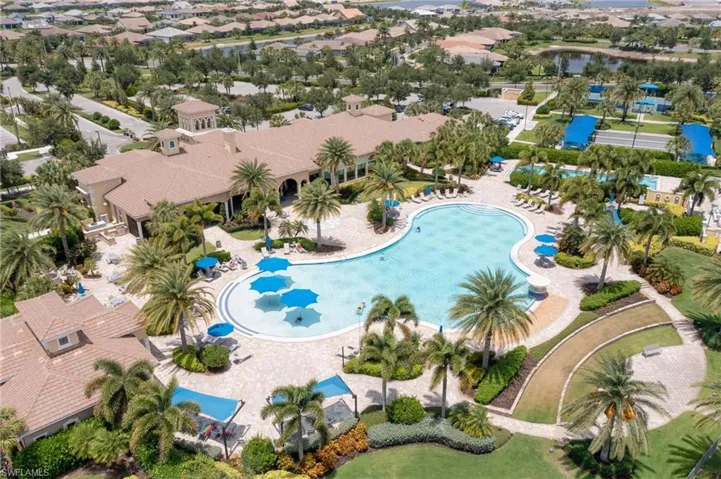 Del Webb's resort pool