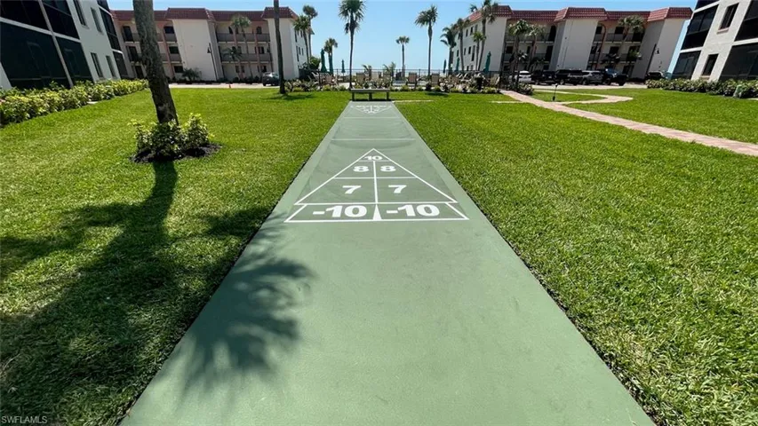 Shuffleboard_Court_on_site
