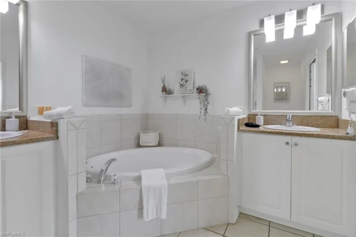 7905 Mahogany Run Ln # 1313, Naples Fl 34113