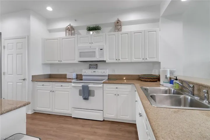 7905 Mahogany Run Ln # 1313, Naples Fl 34113