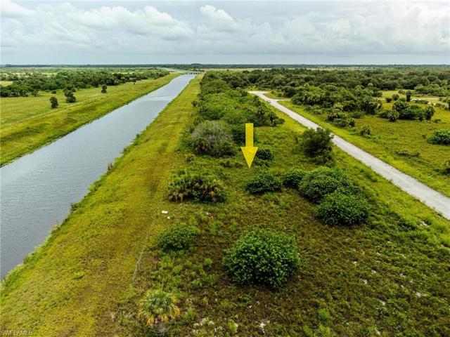812  Berkshire  DR, LABELLE, FL 33935