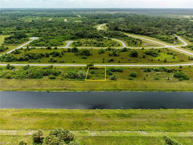 812  Berkshire  DR, LABELLE, FL 33935