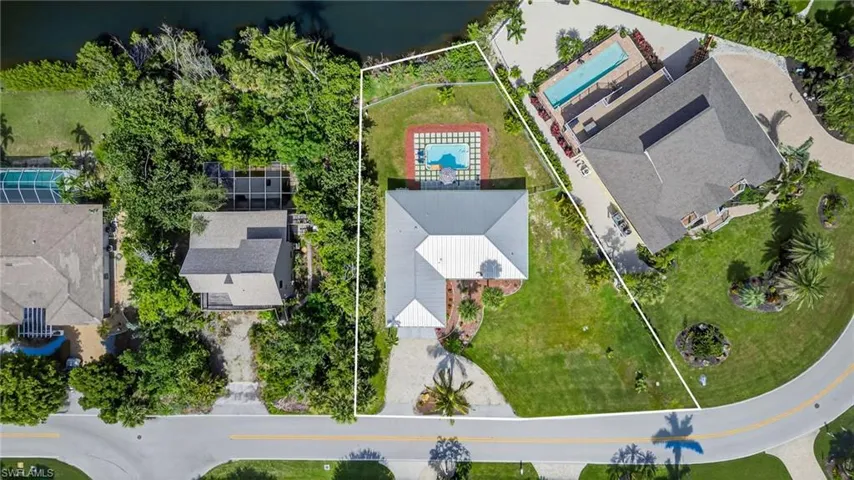1377 Sand Castle Rd, Sanibel, Florida 33957