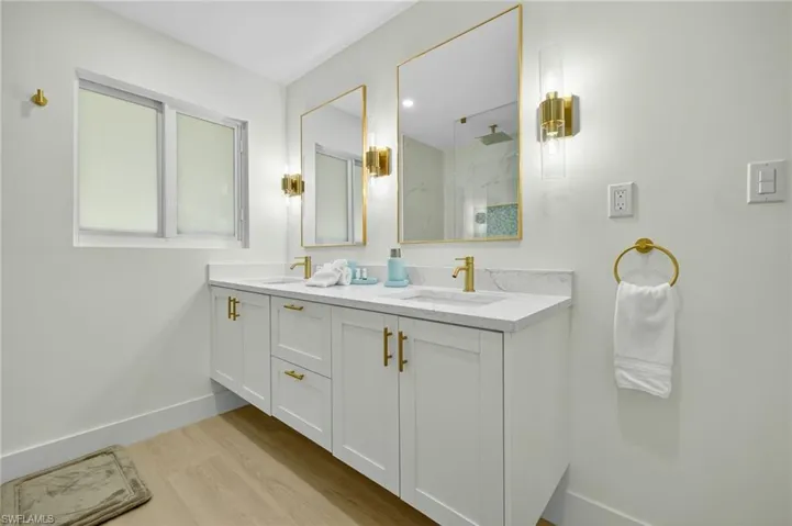 1377 Sand Castle Rd, Sanibel, Florida 33957