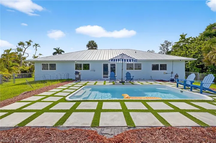 1377  Sand Castle  RD, Sanibel, FL 33957