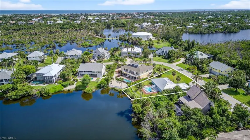 1377 Sand Castle Rd, Sanibel, Florida 33957