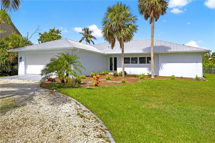 1377 Sand Castle Rd, Sanibel, Florida 33957