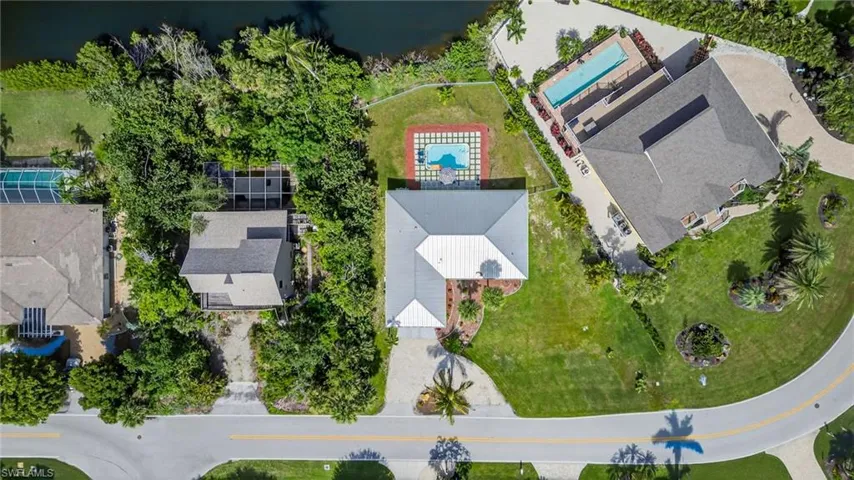1377 Sand Castle Rd, Sanibel, Florida 33957