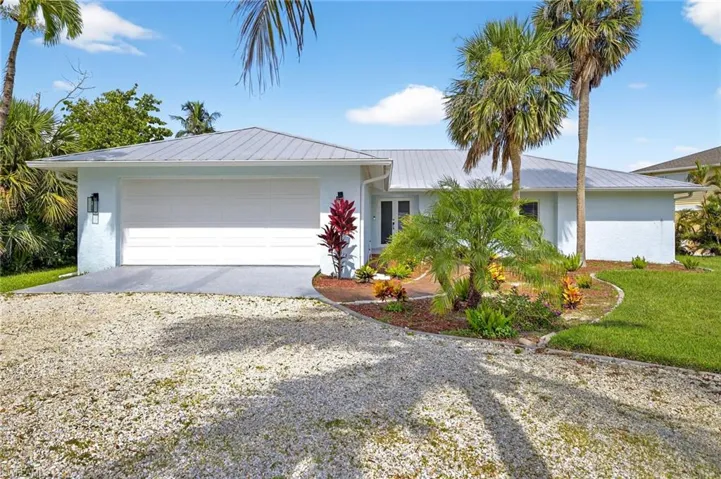 1377 Sand Castle Rd, Sanibel, Florida 33957