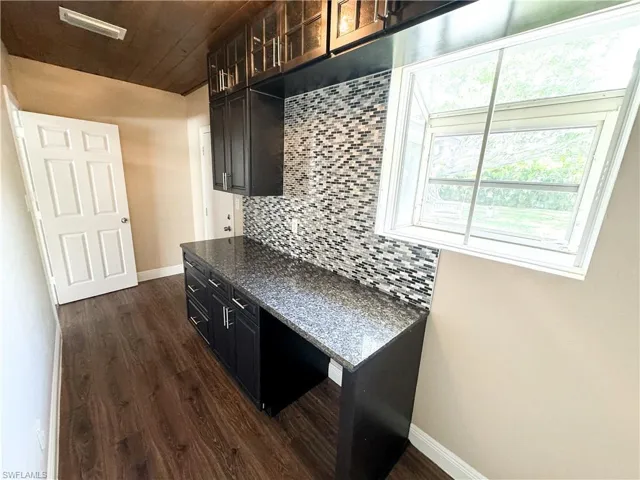 1406  Argyle  DR, Fort Myers, FL 33919