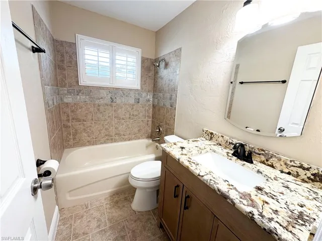 1406  Argyle  DR, Fort Myers, FL 33919