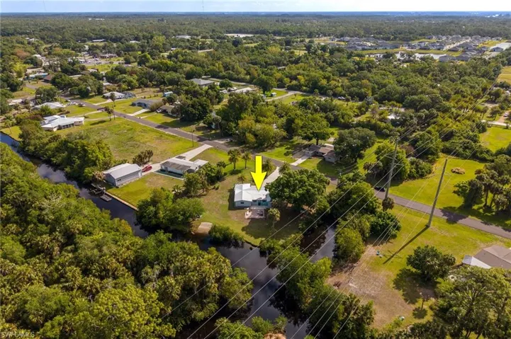 17041 E Lake Dr, North Fort Myers, Florida 33917