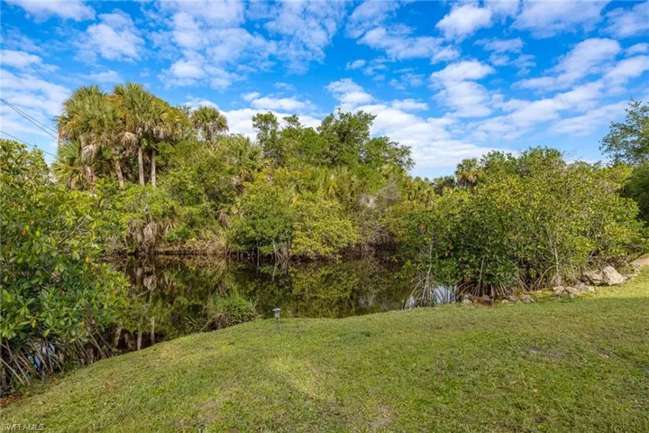 17041 E Lake Dr, North Fort Myers, Florida 33917