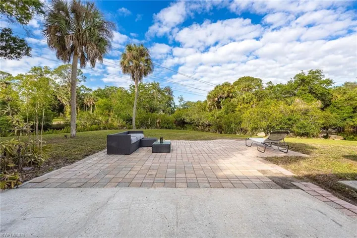 17041 E Lake Dr, North Fort Myers, Florida 33917