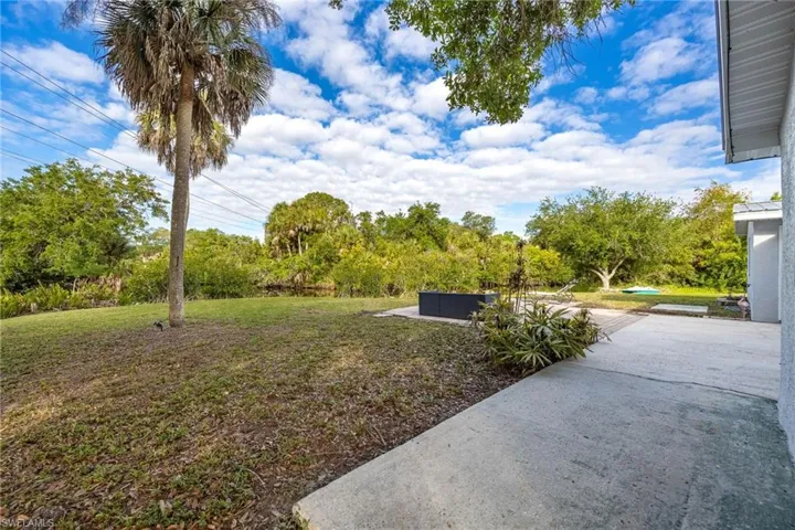 17041 E Lake Dr, North Fort Myers, Florida 33917