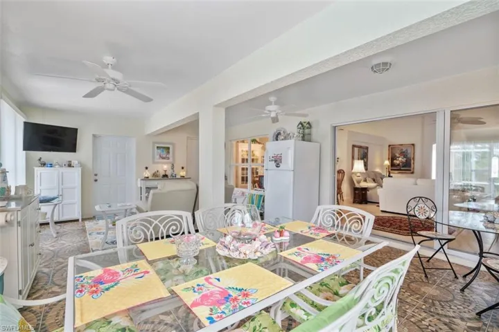 Dining space with ceiling fan