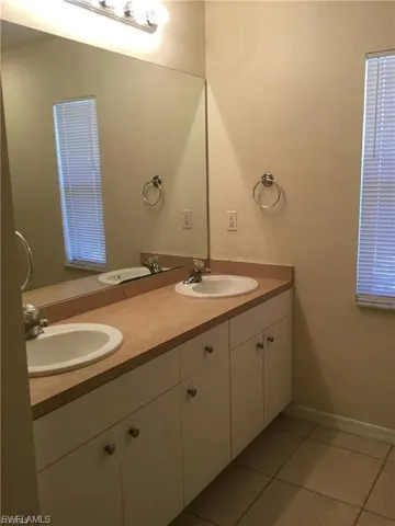 4021 28th St Sw, Lehigh Acres, Florida 33976