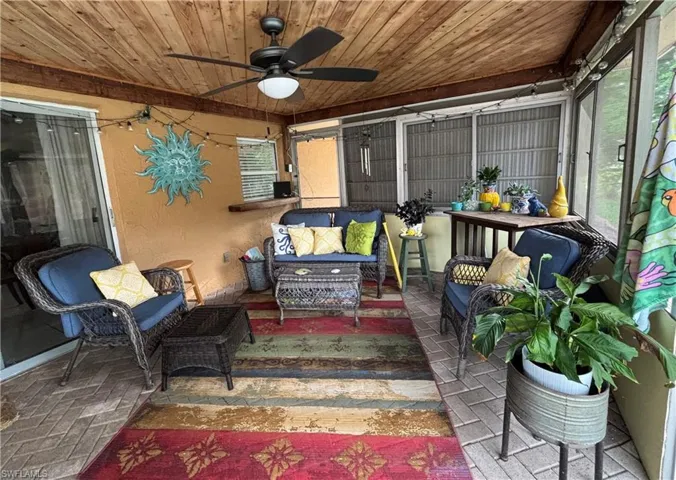 Covered lanai off pool deck
