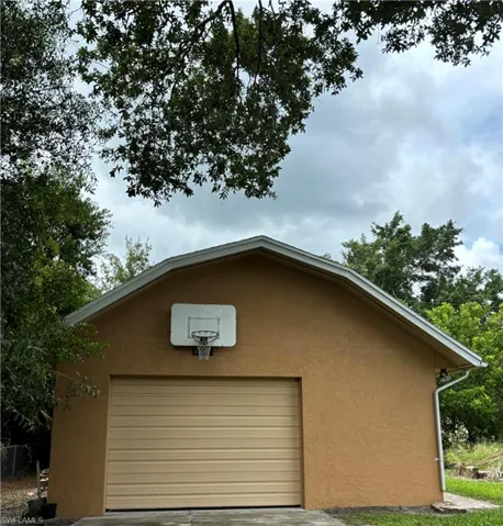 24x28 Concrete block detached garage with loft