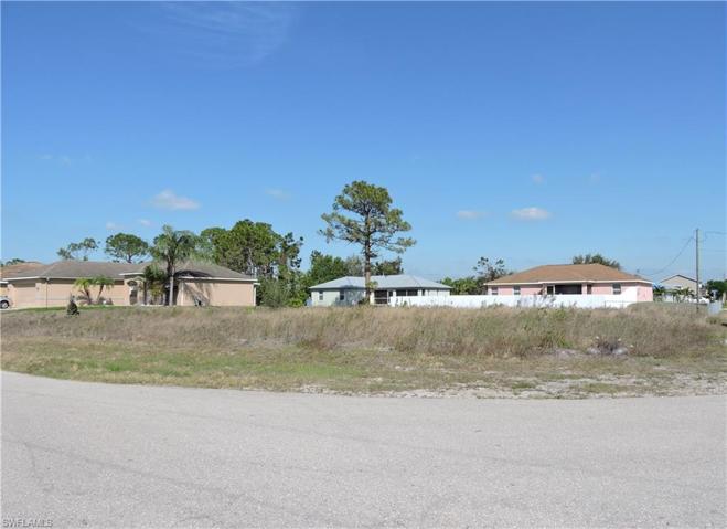 Right front corner view. Power pole is located in the right rear corner