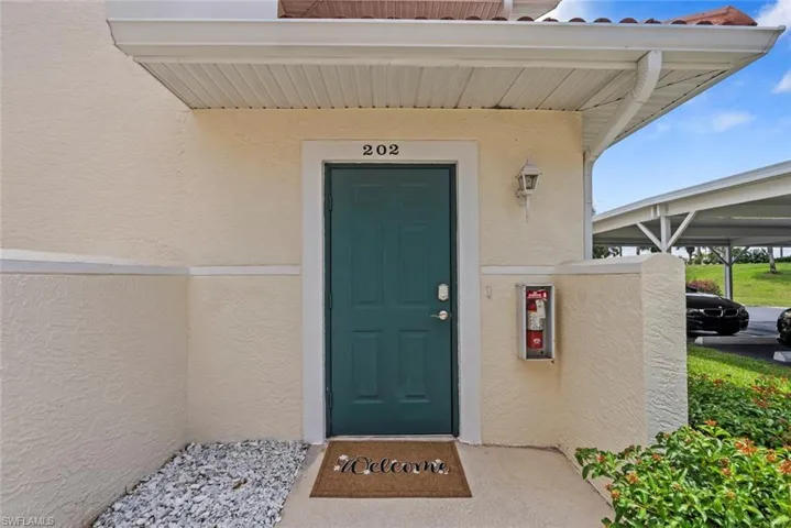 4970 Deerfield Way F202, Naples, Florida 34110