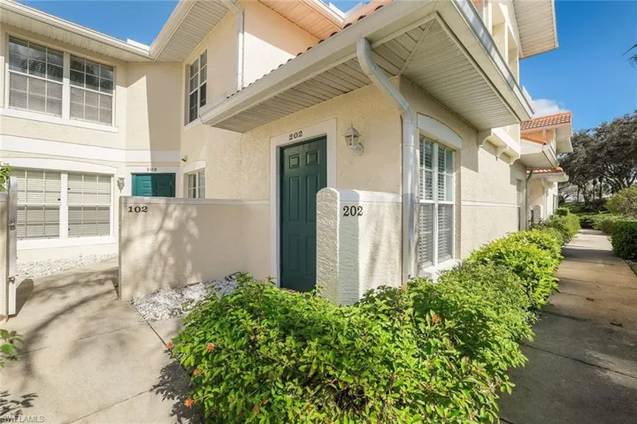 4970 Deerfield Way F202, Naples, Florida 34110