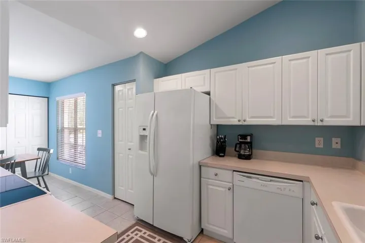 4970 Deerfield Way F202, Naples, Florida 34110