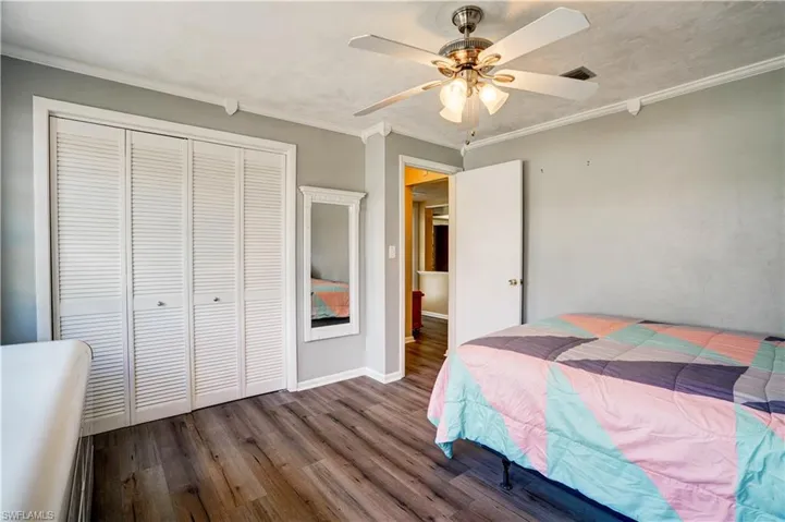 4818  Tahiti  LN, Naples, FL 34112