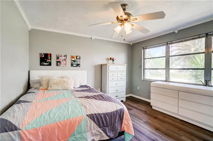 4818  Tahiti  LN, Naples, FL 34112