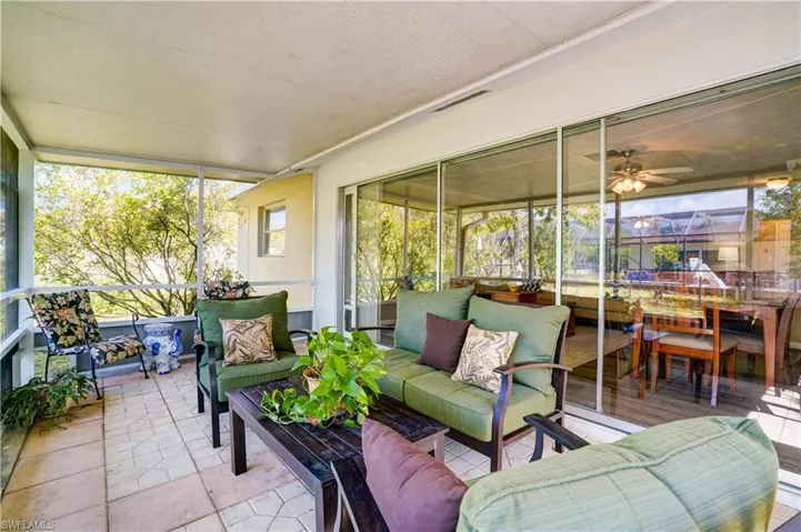 4818  Tahiti  LN, Naples, FL 34112