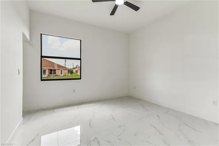 4002 9th St Sw, Lehigh Acres, Florida 33976