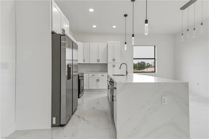 4002 9th St Sw, Lehigh Acres, Florida 33976