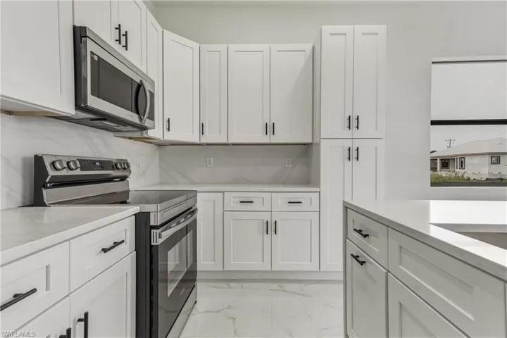 4002 9th St Sw, Lehigh Acres, Florida 33976