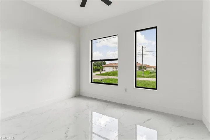 4002 9th St Sw, Lehigh Acres, Florida 33976