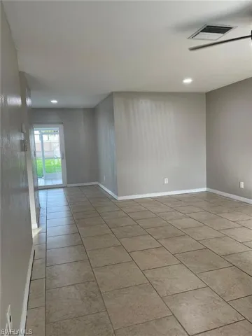 2505 Se 16th Pl 2, Cape Coral, Florida 33904
