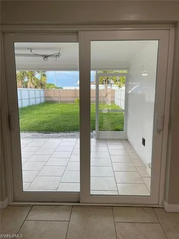 2505 Se 16th Pl 2, Cape Coral, Florida 33904