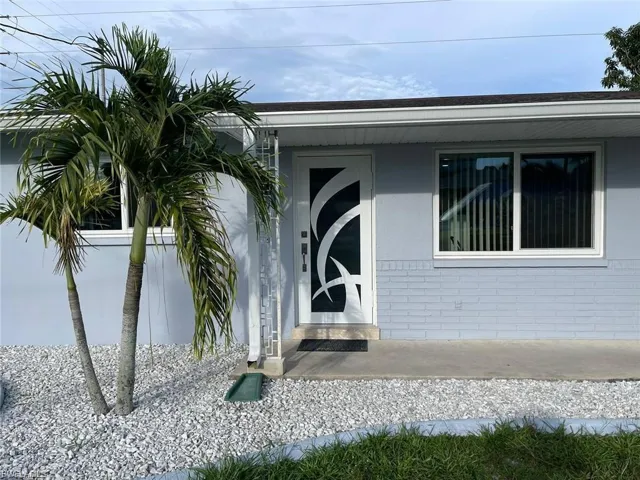2505 Se 16th Pl 2, Cape Coral, Florida 33904