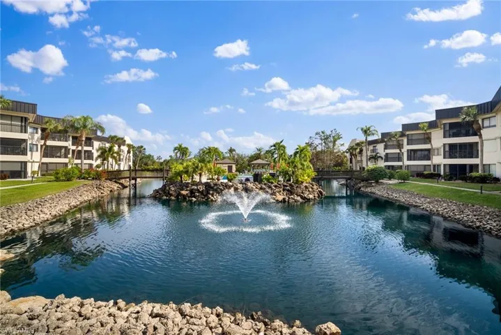 6979 Winkler Rd # 325, Fort Myers, Florida 33919