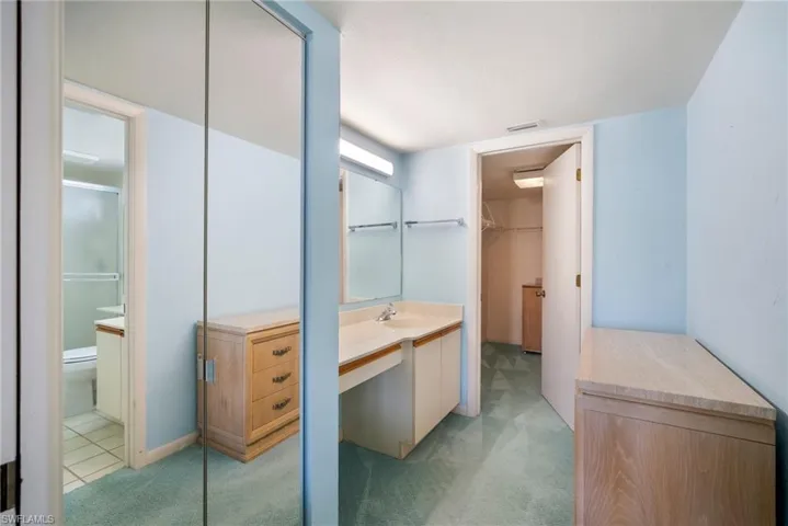 6979 Winkler Rd # 325, Fort Myers, Florida 33919