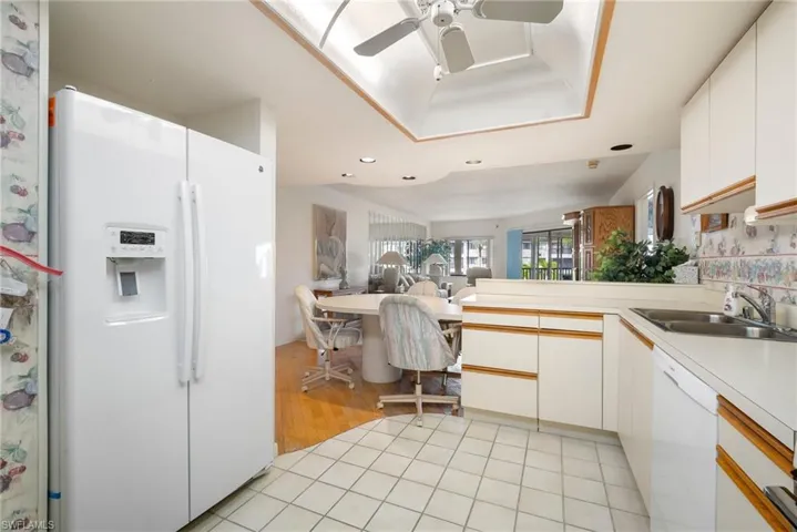 6979 Winkler Rd # 325, Fort Myers, Florida 33919
