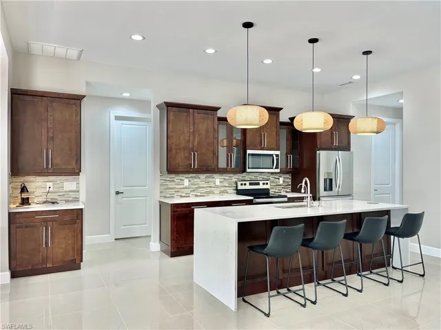4312 Nw 27th Ln, Cape Coral, Florida 33993