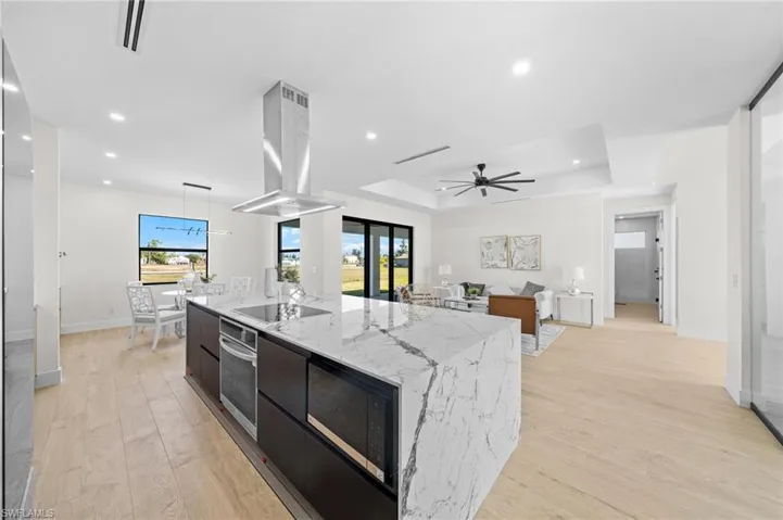 405 Ne 15th Ter, Cape Coral, Florida 33909