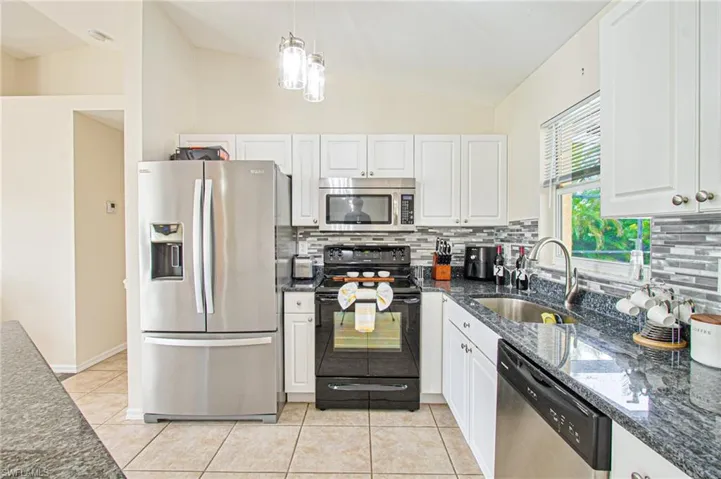 2144 SW 19th  AVE, Cape Coral, FL 33991