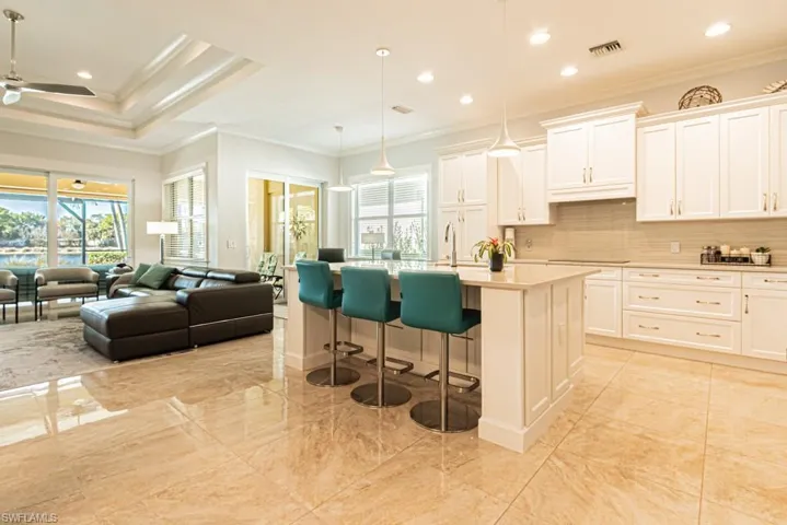 5065 Tortola Ct, Naples, Florida 34113