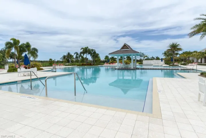 5065 Tortola Ct, Naples, Florida 34113
